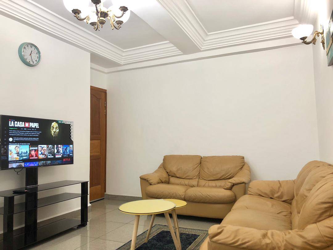 Studio Meublé Chic Bsadi