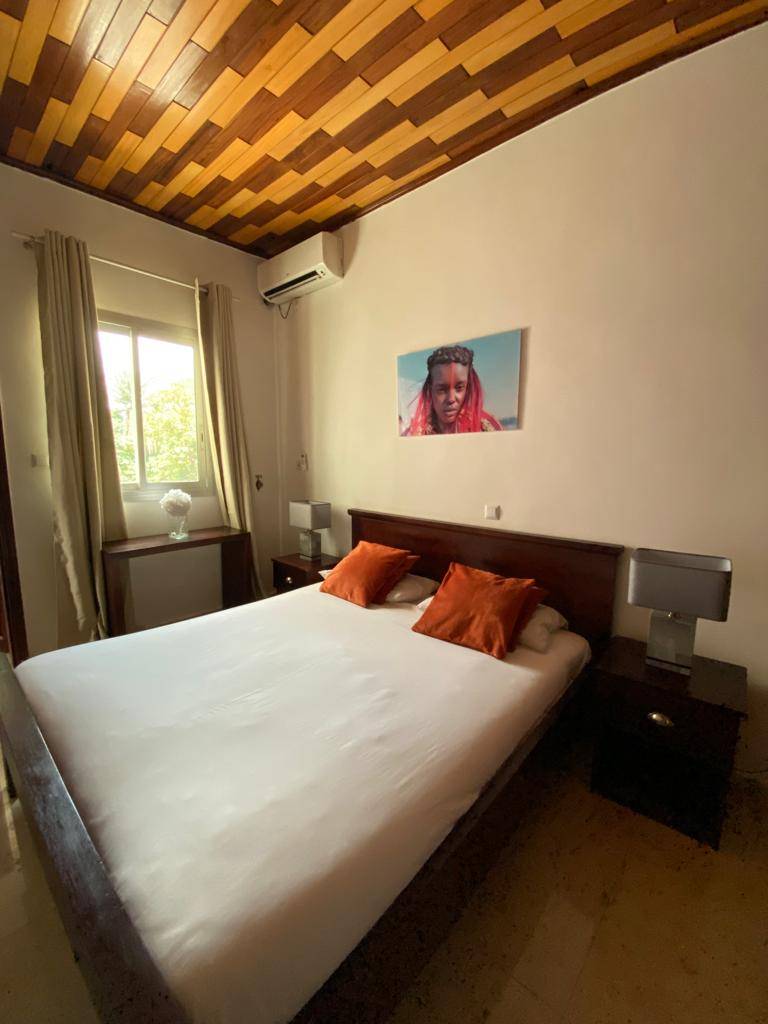 Studio Meublé haut standing Bastos